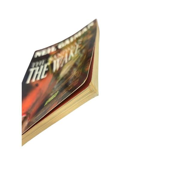 The Wake Paperback Neil, Muth, Jon J., Gilmore, Mikal, Zulli, Mic - Picture 4 of 4